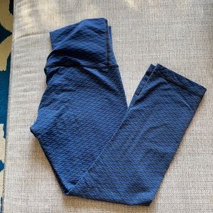 Lululemon leggings size 6